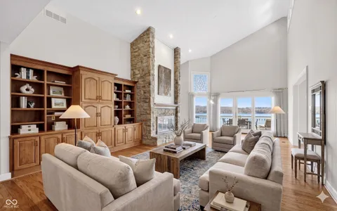 $1,200,000 | 8002 Dean Road, Indianapolis, IN 46240