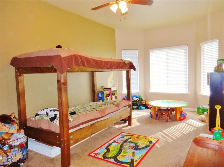 424 East Beech Avenue Reedley, CA 93654 - Photo 22 of 34 Gallery Image 22
