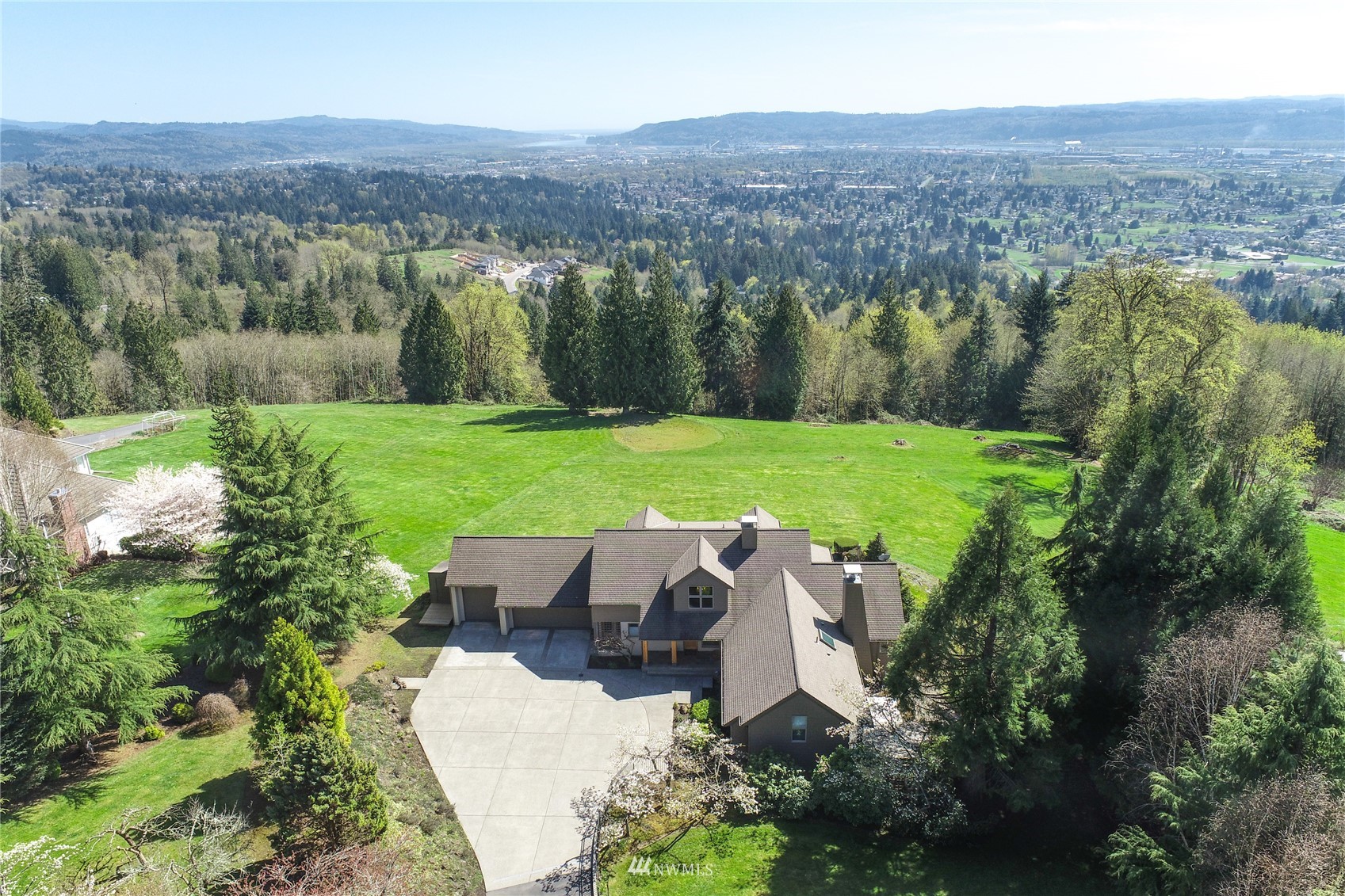 136 Elk Ridge Drive Longview, WA 98632 - Photo 4 of 40 Gallery Image 4