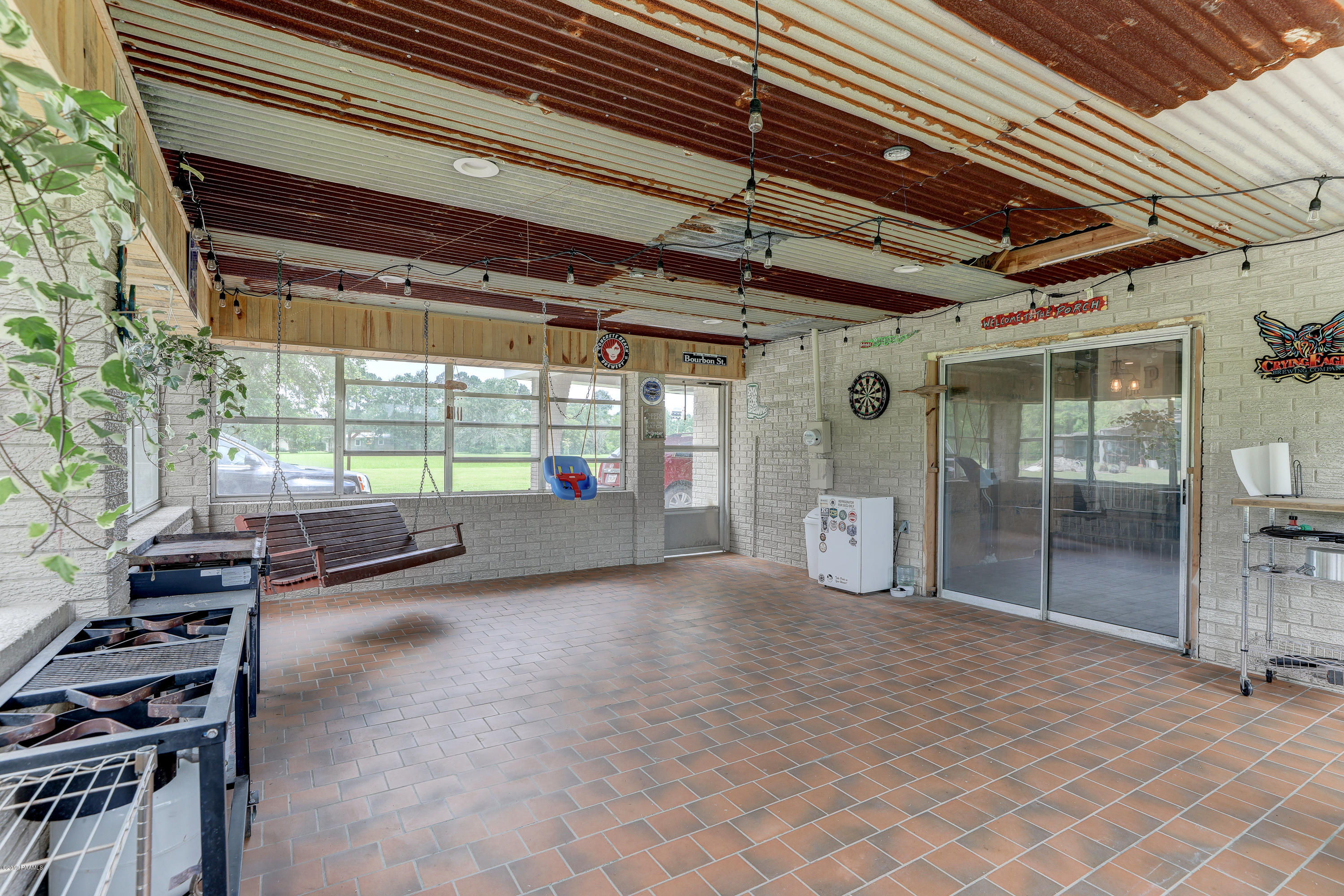 2905 Valery Road New Iberia, LA 70560 - Photo 12 of 24 Gallery Image 12