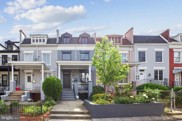$3,800 | 3617 13th Street Northwest, Washington, DC 20010