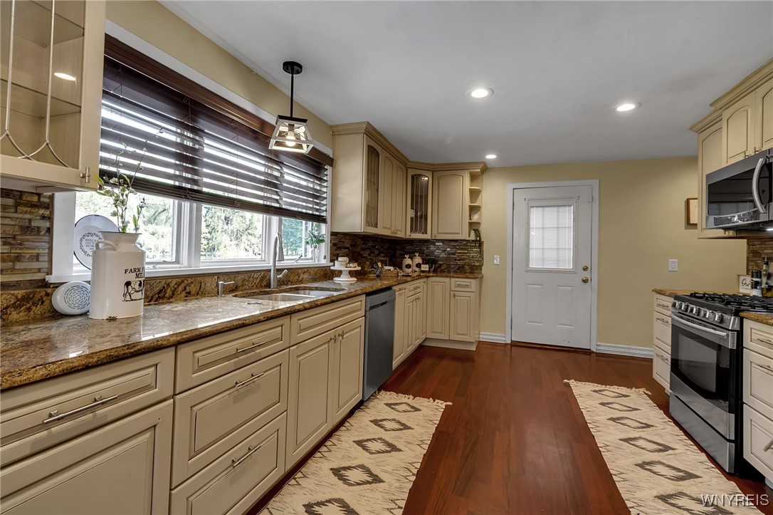 1620 Billington Road Elma, NY 14052 - Photo 4 of 10 Kitchen
(left wing)