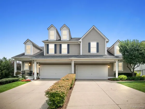 $2,700 | 694 West Bluff Court, Rochester Hills, MI 48307