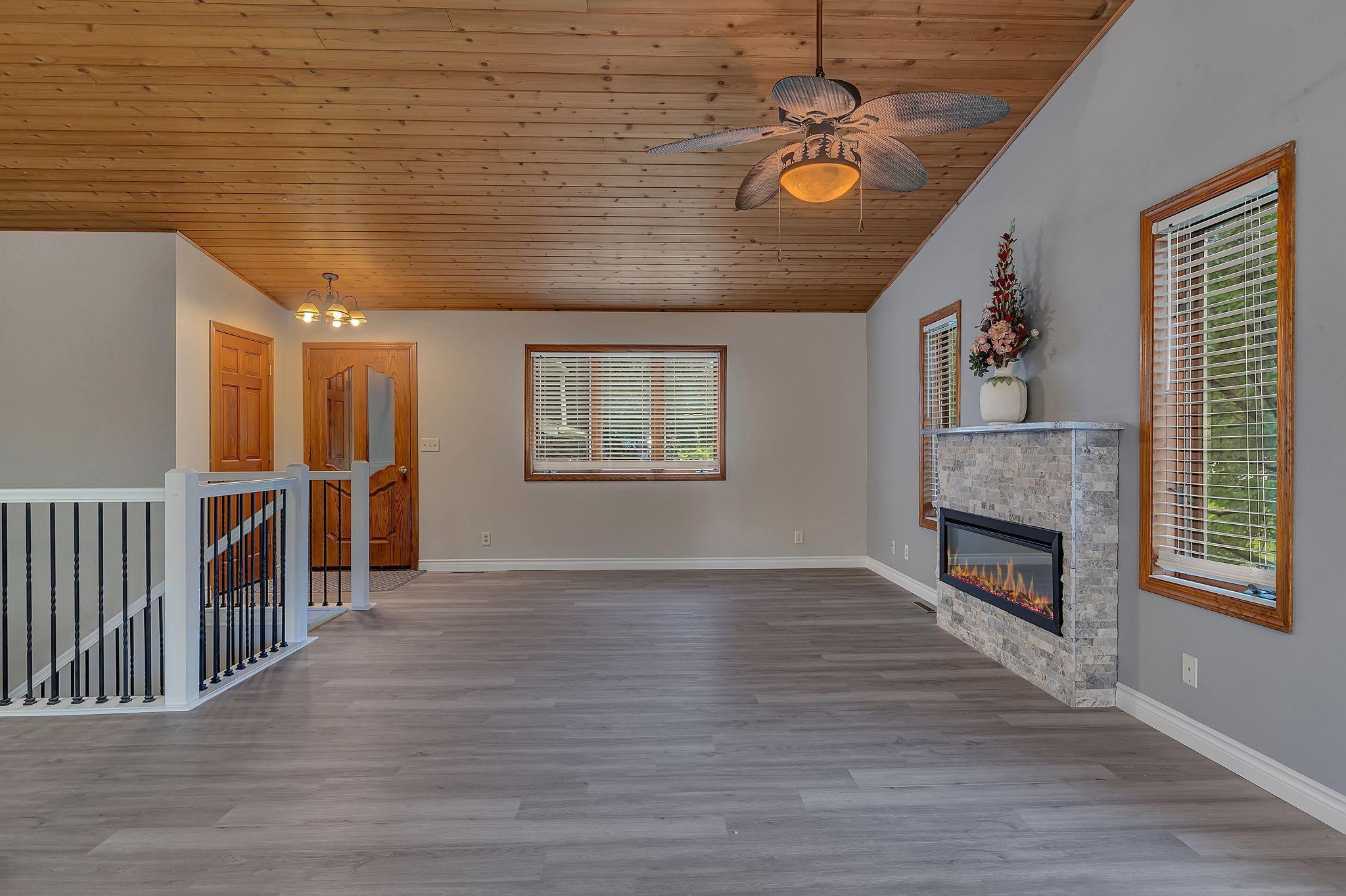 605 Roosevelt Road St. Cloud, MN 56301 - Photo 14 of 37 Gallery Image 14