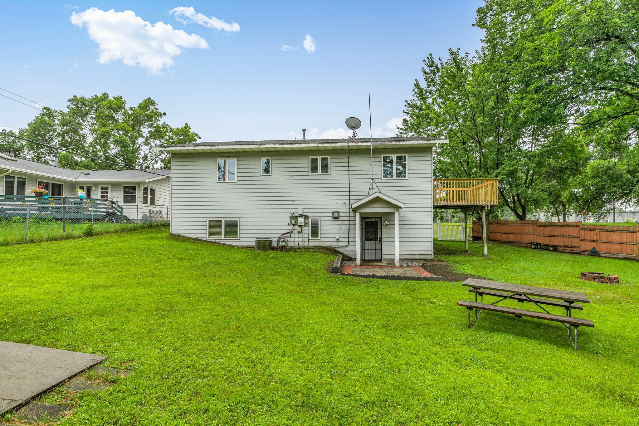 605 Roosevelt Road St. Cloud, MN 56301 - Photo 6 of 37 Gallery Image 6