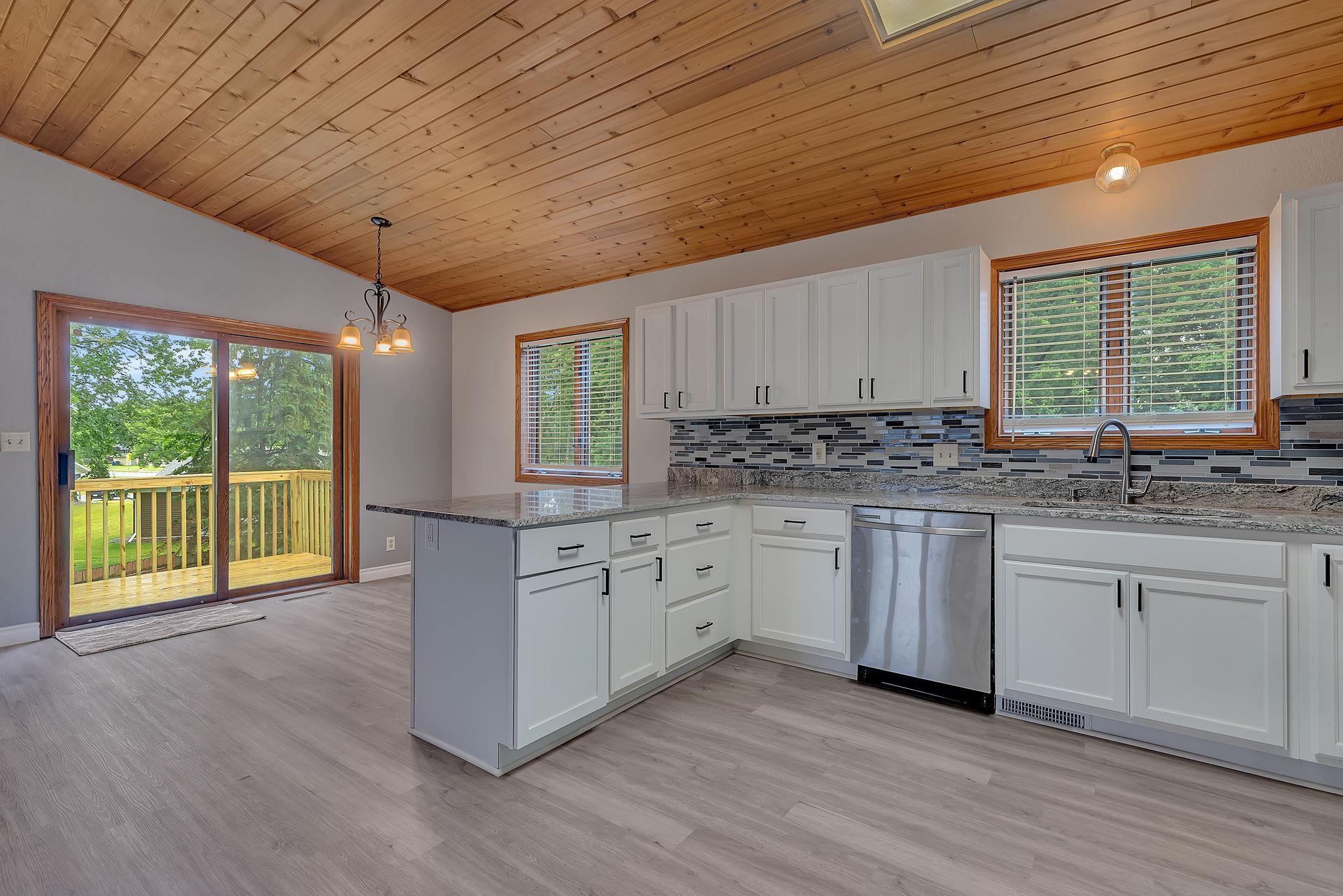 605 Roosevelt Road St. Cloud, MN 56301 - Photo 10 of 37 Gallery Image 10