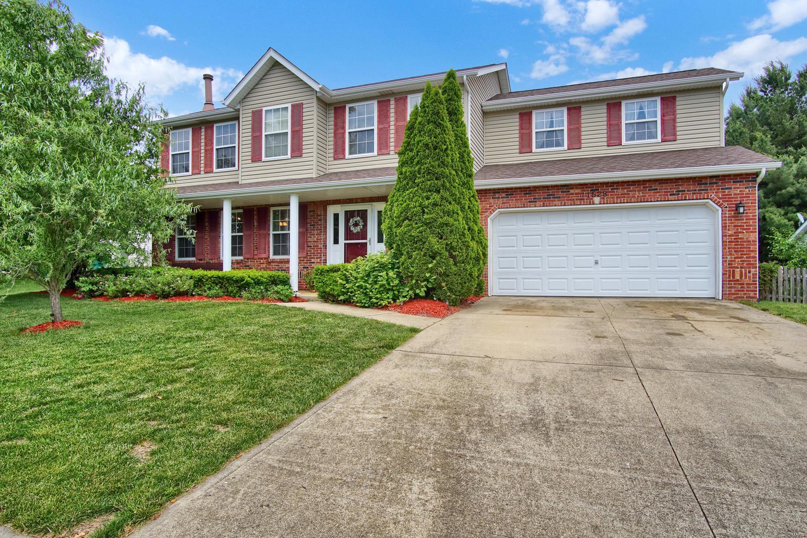 1528 Lincoln Farm Road O'Fallon, IL 62269 - Photo 1 of 36