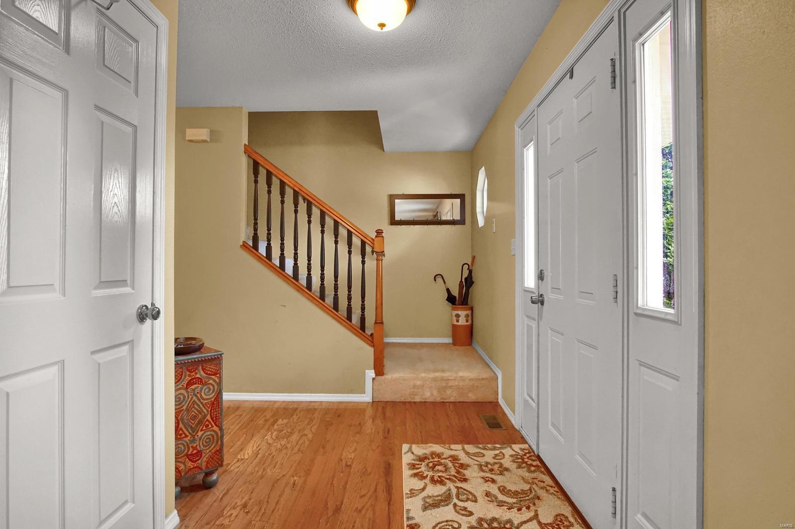 1528 Lincoln Farm Road O'Fallon, IL 62269 - Photo 2 of 36