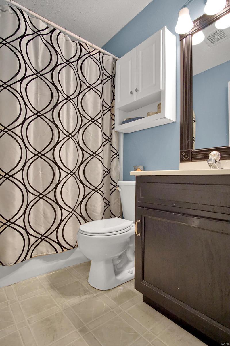 1528 Lincoln Farm Road O'Fallon, IL 62269 - Photo 23 of 36