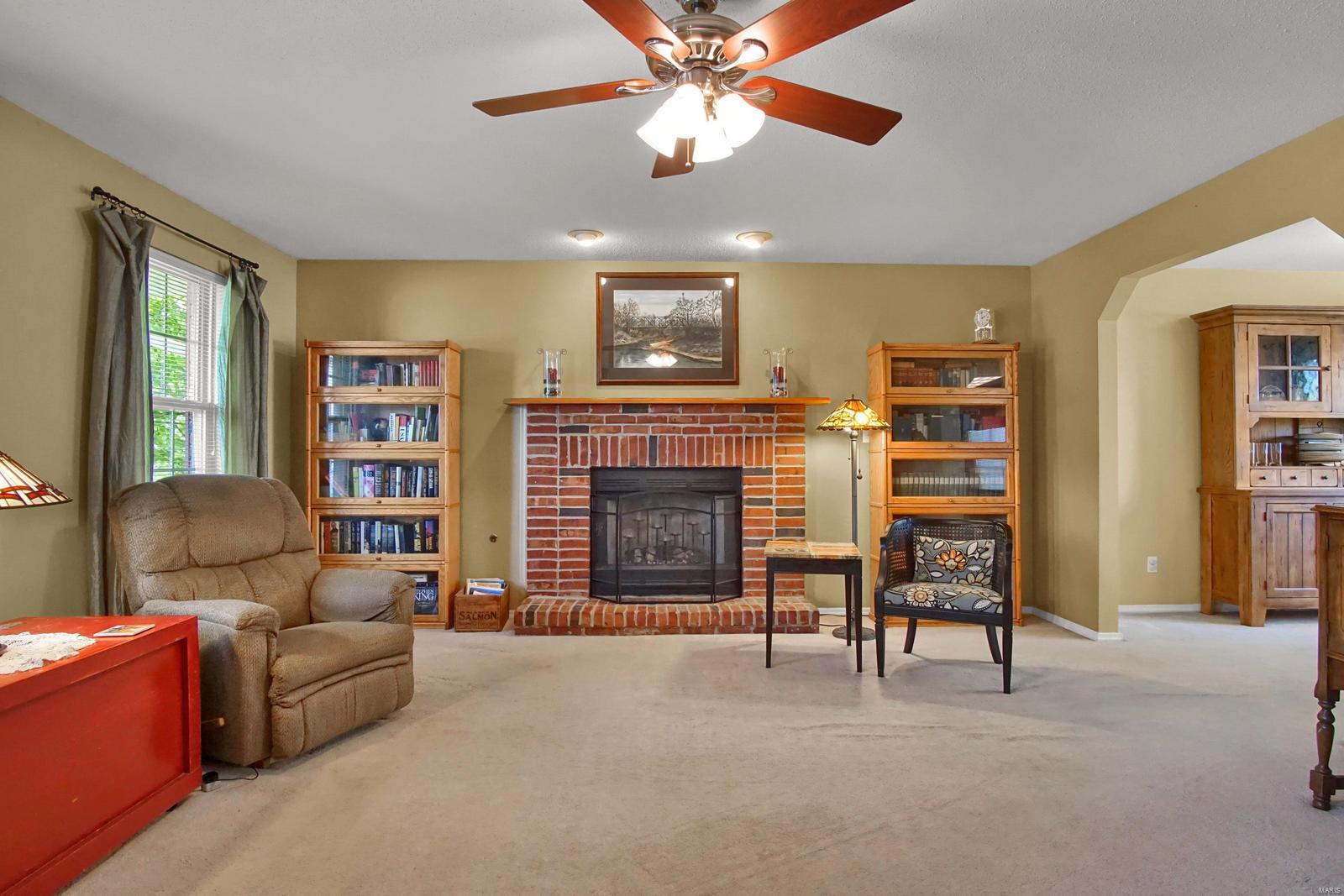 1528 Lincoln Farm Road O'Fallon, IL 62269 - Photo 5 of 36