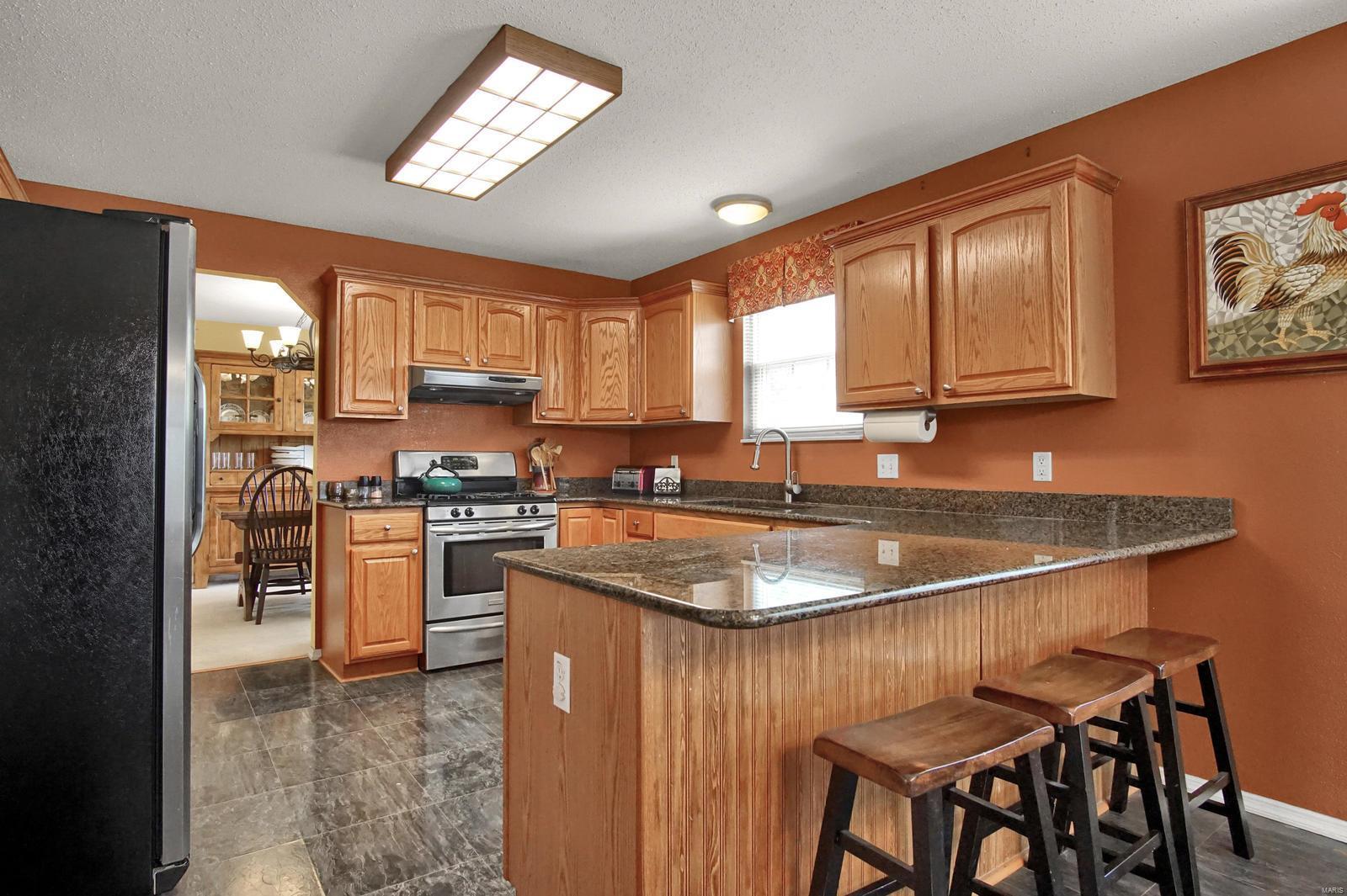 1528 Lincoln Farm Road O'Fallon, IL 62269 - Photo 8 of 36