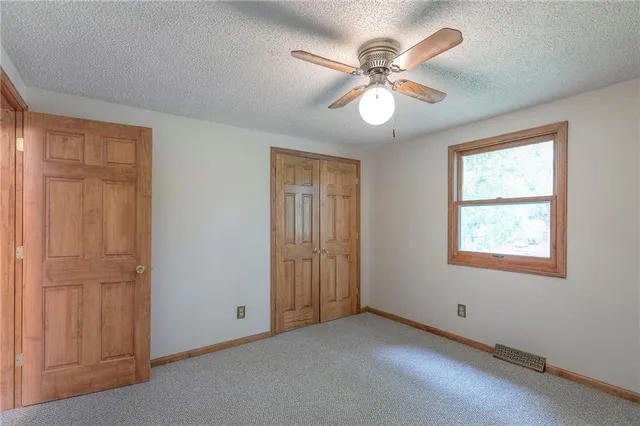 $349,000 | 313 Southwest Ensley Lane, Lee's Summit, MO 64081