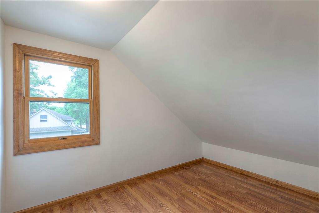 313 Southwest Ensley Lane Lee's Summit, MO 64081 - Photo 16 of 19