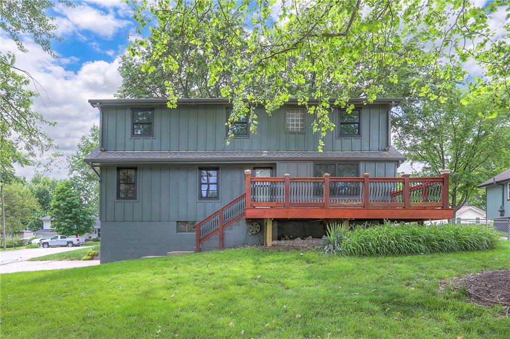 313 Southwest Ensley Lane Lee's Summit, MO 64081 - Photo 19 of 19