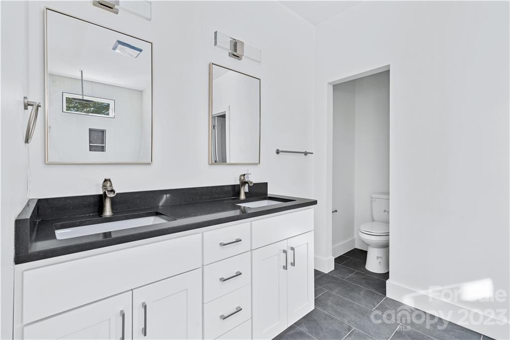 52 Little Oak Road Leicester, NC 28748 - Photo 11 of 32 Gallery Image 11