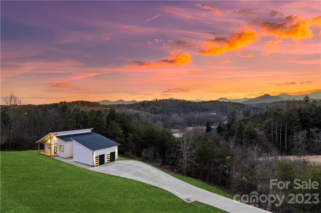52 Little Oak Road Leicester, NC 28748 - Photo 27 of 32 Gallery Image 27