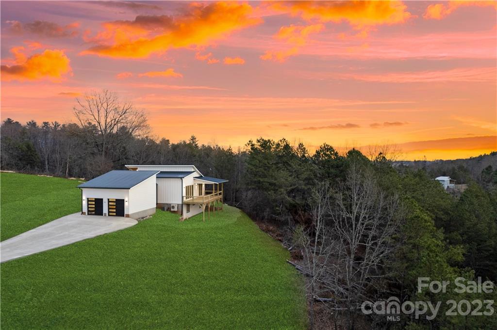 52 Little Oak Road Leicester, NC 28748 - Photo 31 of 32 Gallery Image 31