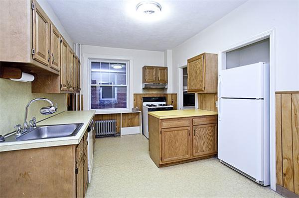 20 Winchester Street, Unit 4 Brookline, MA 02446 - Photo 9 of 18