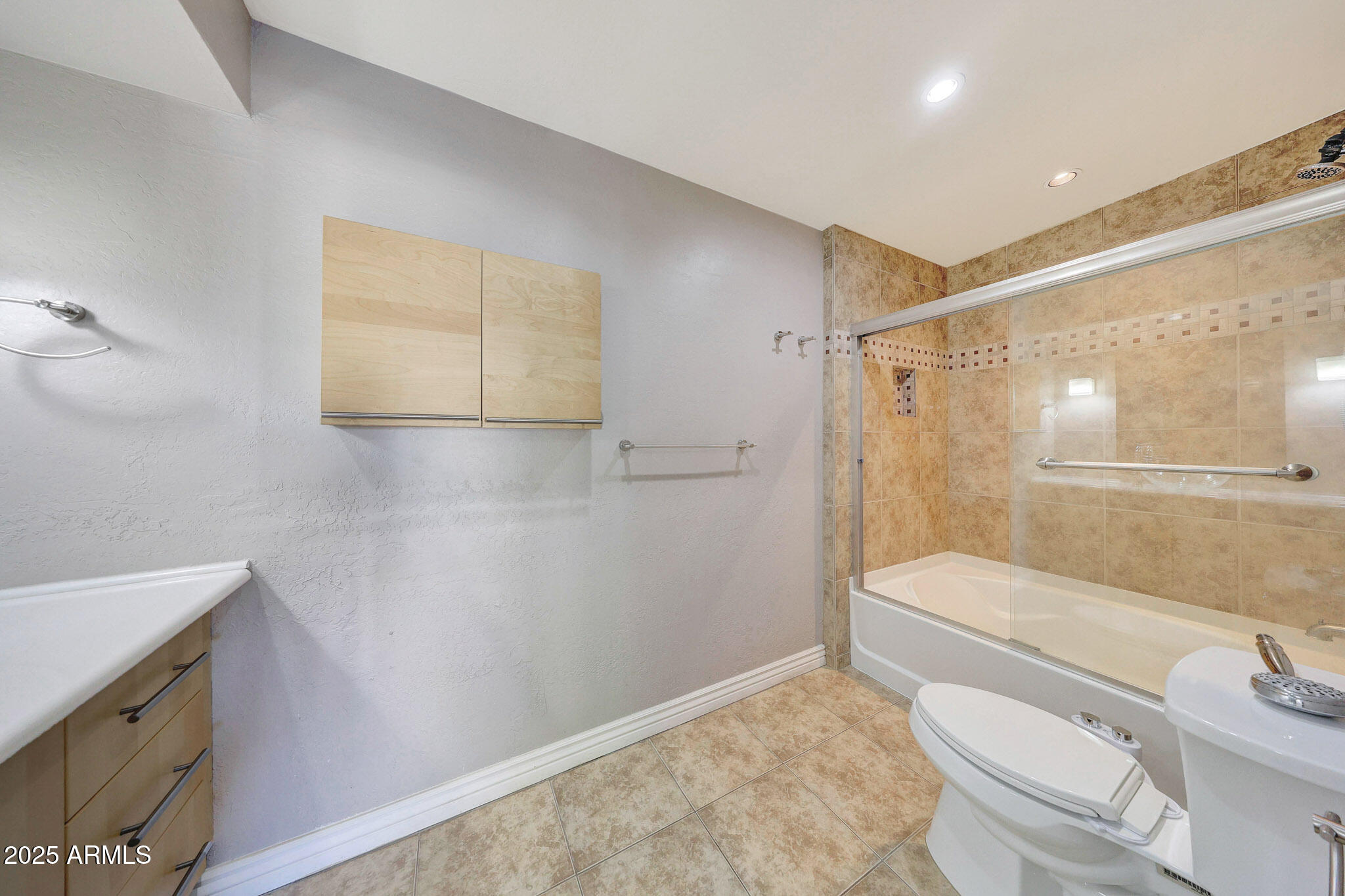 4635 North 22nd Street, Unit 208 Phoenix, AZ 85016 - Photo 19 of 34 Bedroom 2 Bath