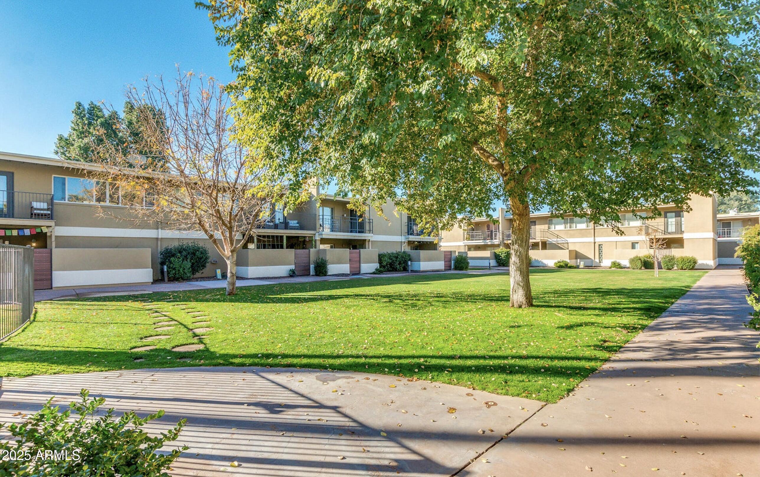 4635 North 22nd Street, Unit 208 Phoenix, AZ 85016 - Photo 2 of 34 .