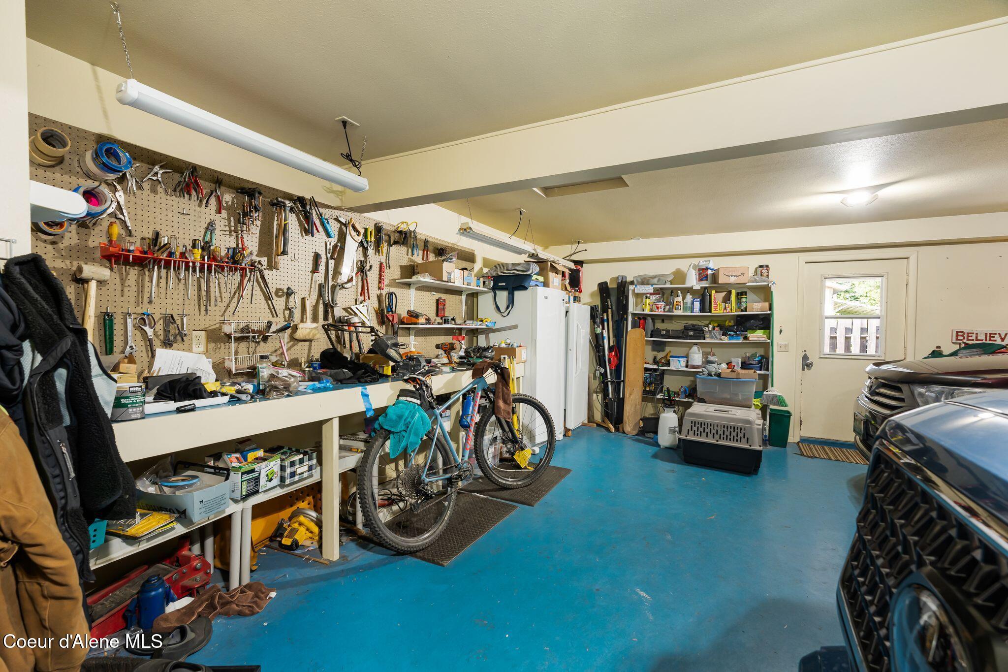 207 Birch Banks Road Sagle, ID 83860 - Photo 48 of 86 Garage