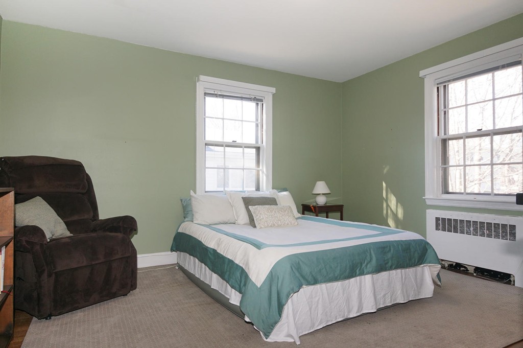 77 Oakdale Road Newton, MA 02459 - Photo 14 of 27