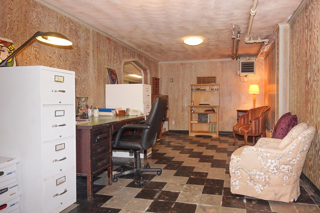 77 Oakdale Road Newton, MA 02459 - Photo 20 of 27