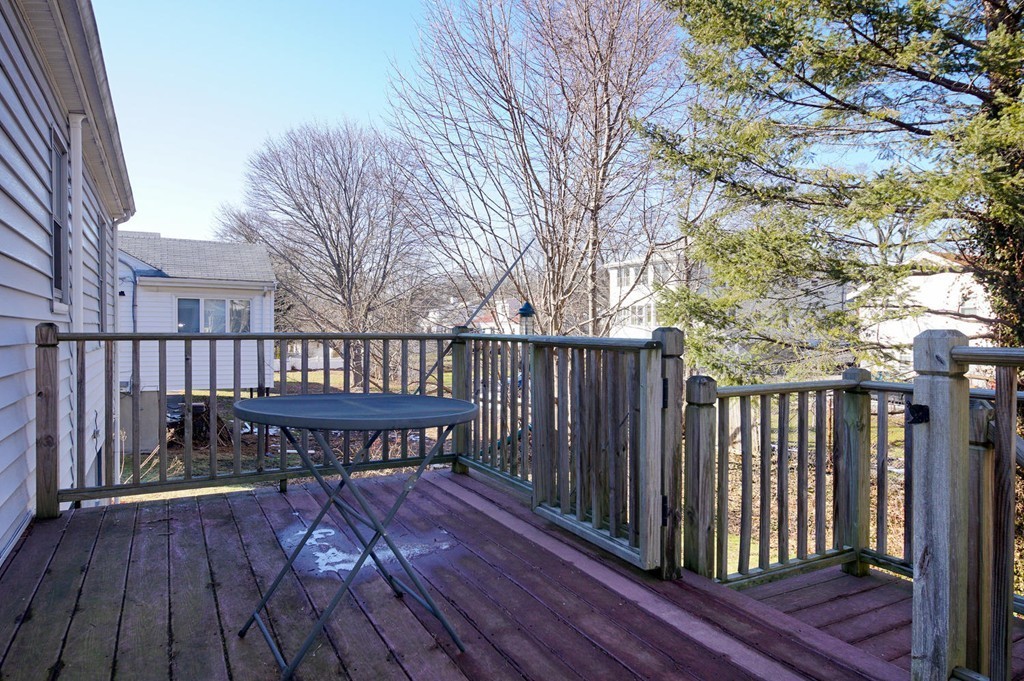 77 Oakdale Road Newton, MA 02459 - Photo 23 of 27