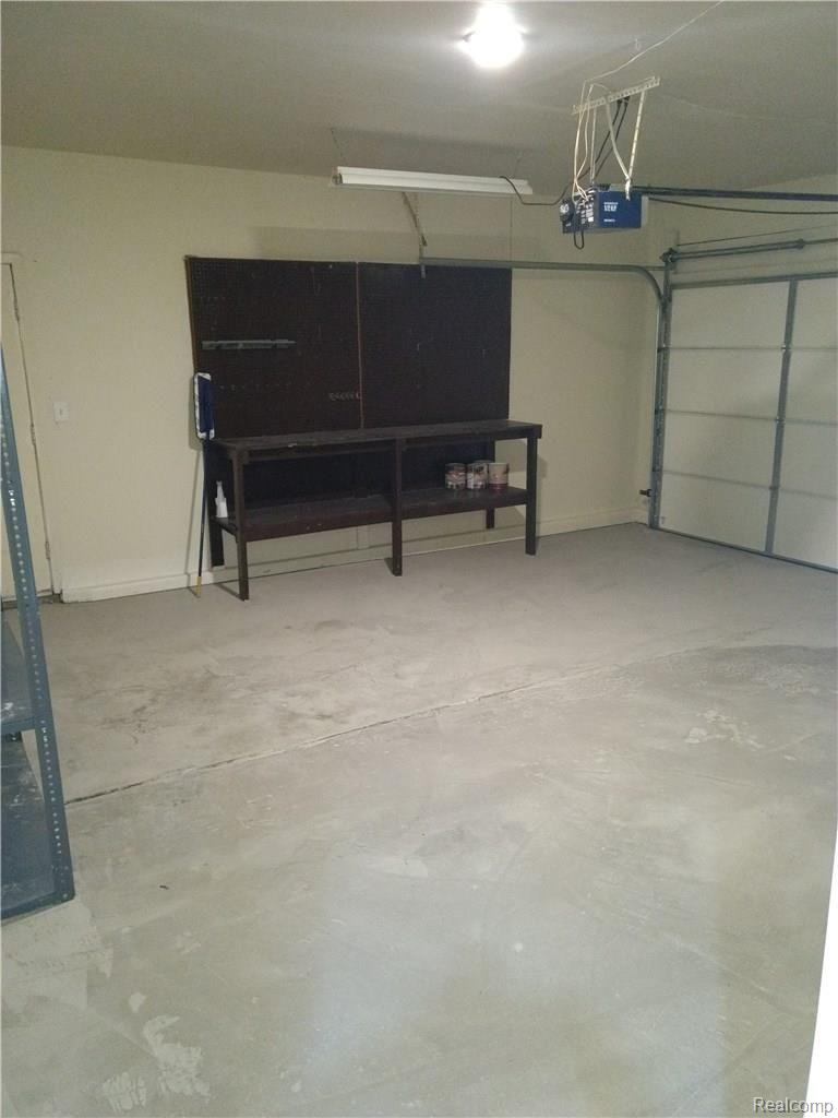 25062 Rubin Road Warren, MI 48089 - Photo 32 of 35 IMG_20170831_080335661.jpg