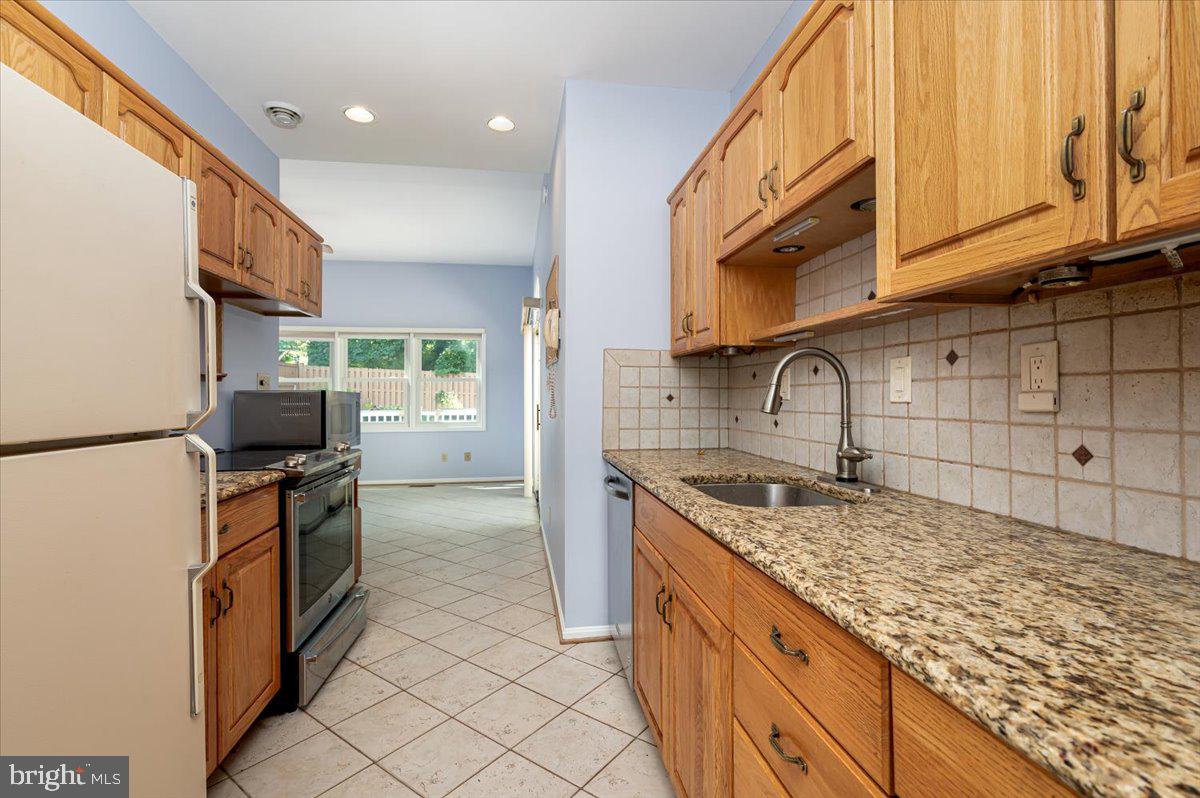 3504 May Street Silver Spring, MD 20906 - Photo 3 of 38