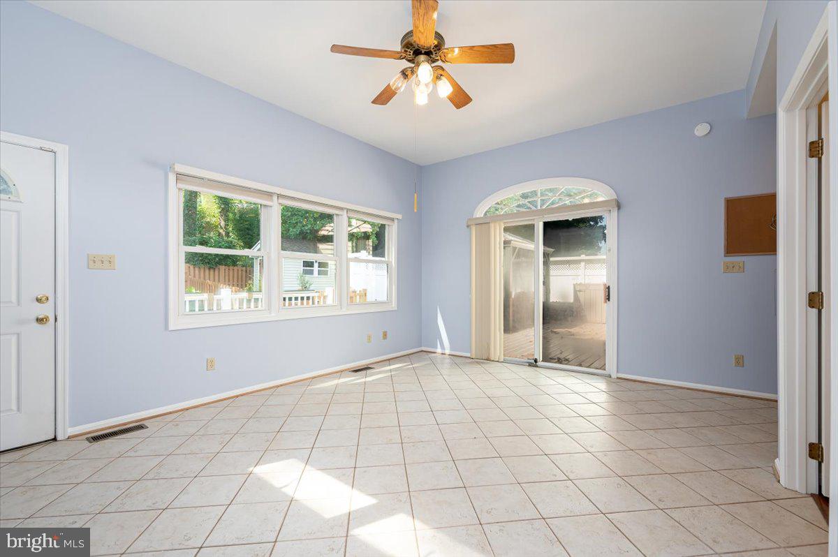 3504 May Street Silver Spring, MD 20906 - Photo 4 of 38