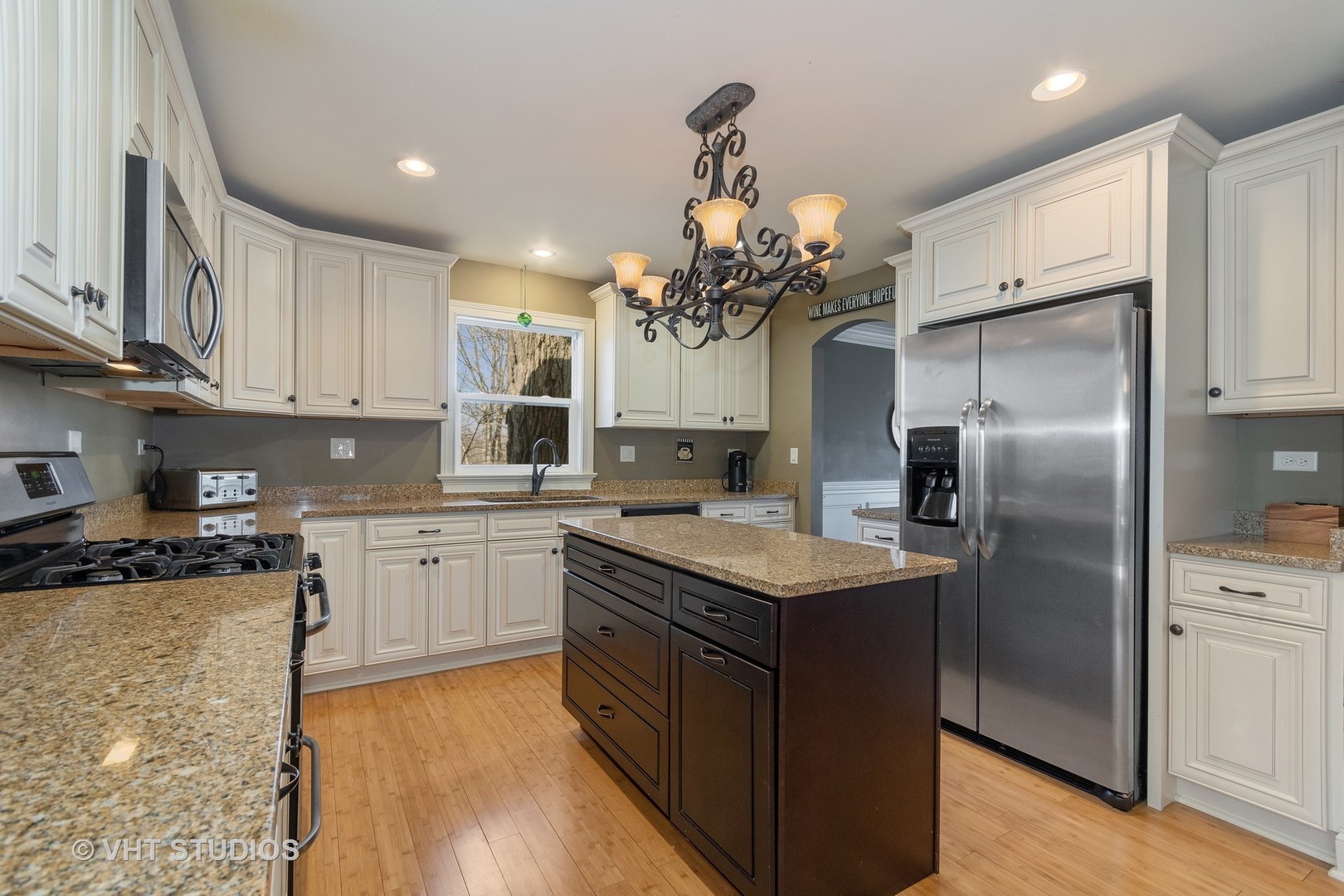 1021 Geneva Road St. Charles, IL 60174 - Photo 5 of 21
