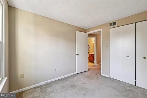 $3,200 | 5555 First Statesman Lane, Alexandria, VA 22312