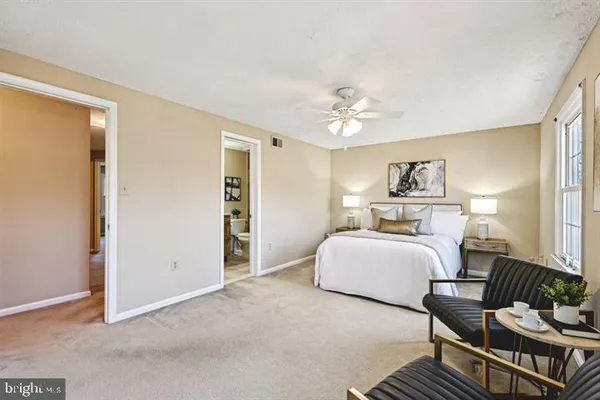 $3,200 | 5555 First Statesman Lane, Alexandria, VA 22312