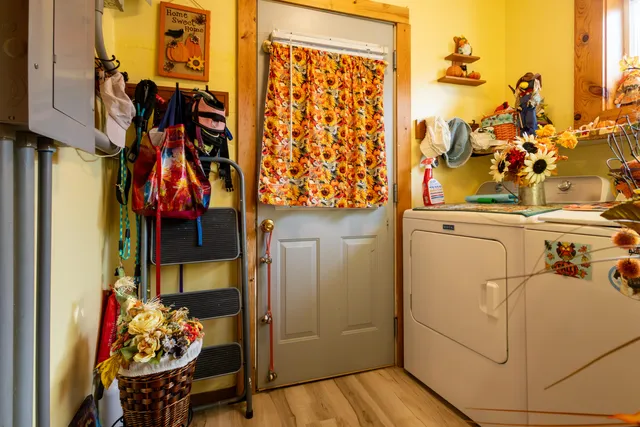 $285,000 | 42673 County Road 12, Dakota, MN 55925