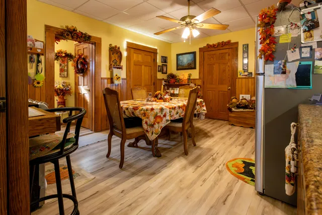 $285,000 | 42673 County Road 12, Dakota, MN 55925