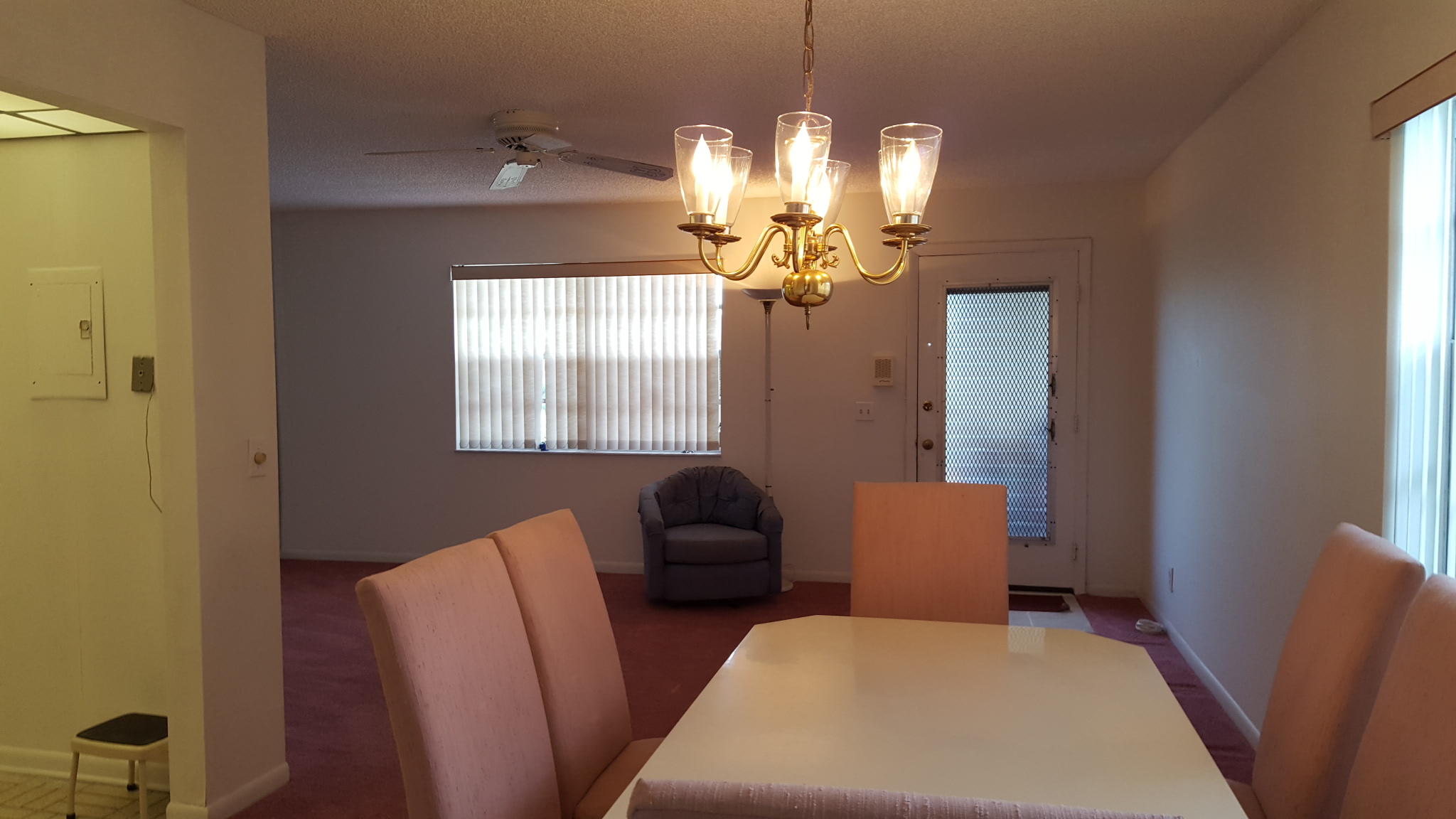 554 Normandy Lane Delray Beach, FL 33484 - Photo 4 of 19 20160914_133547