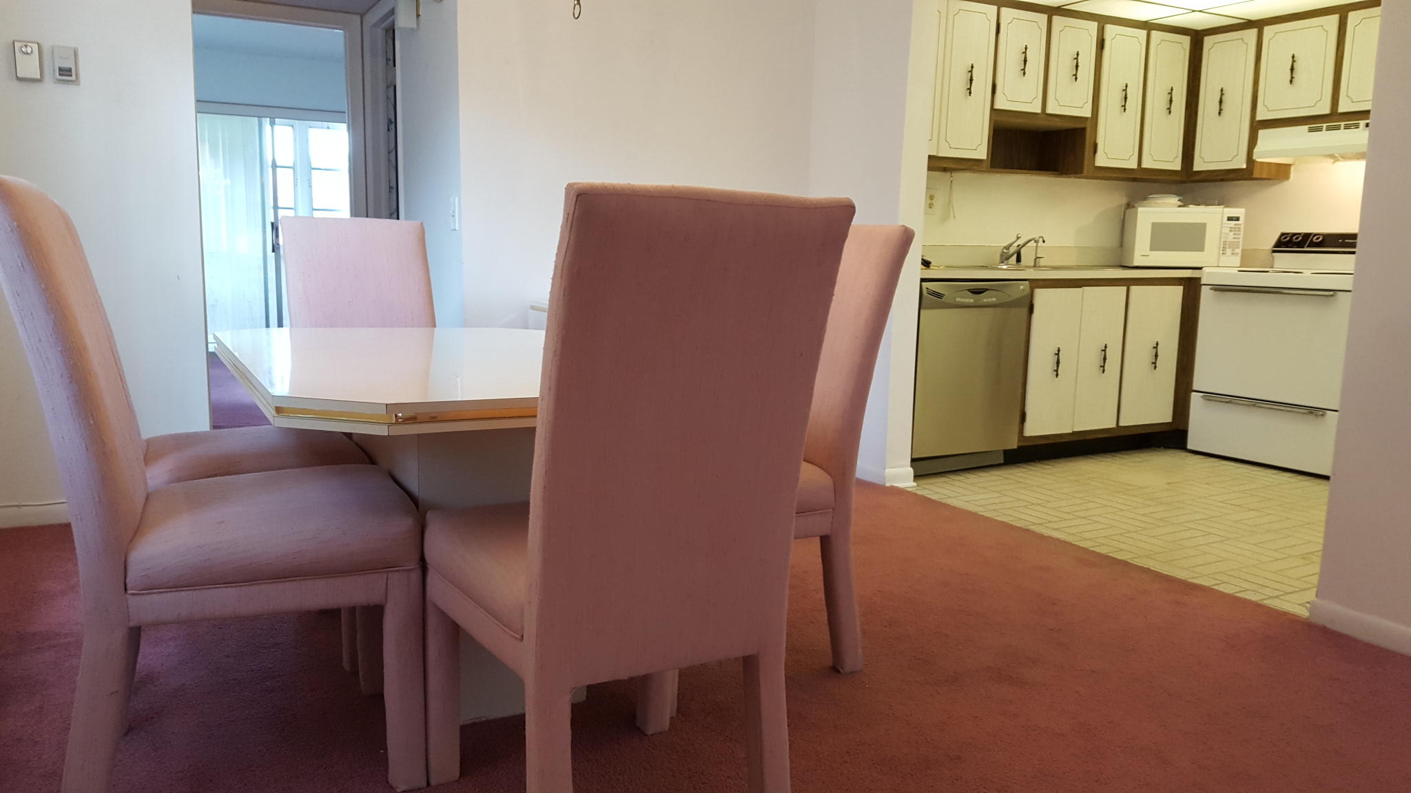 554 Normandy Lane Delray Beach, FL 33484 - Photo 5 of 19 20160914_133523