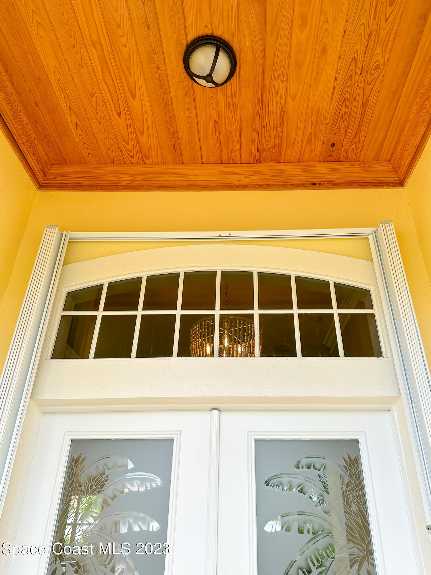 245 Clyde Street Melbourne Beach, FL 32951 - Photo 6 of 88 67927597-C8E3-4335-9196-14BCC7214527