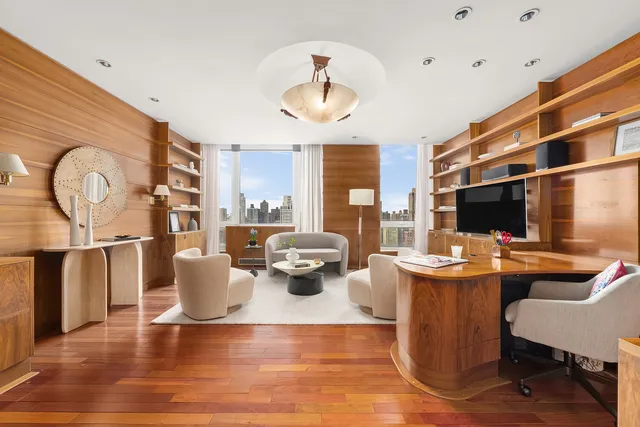$4,395,000 | 300 East 77th Street, Unit 30B | Lenox Hill