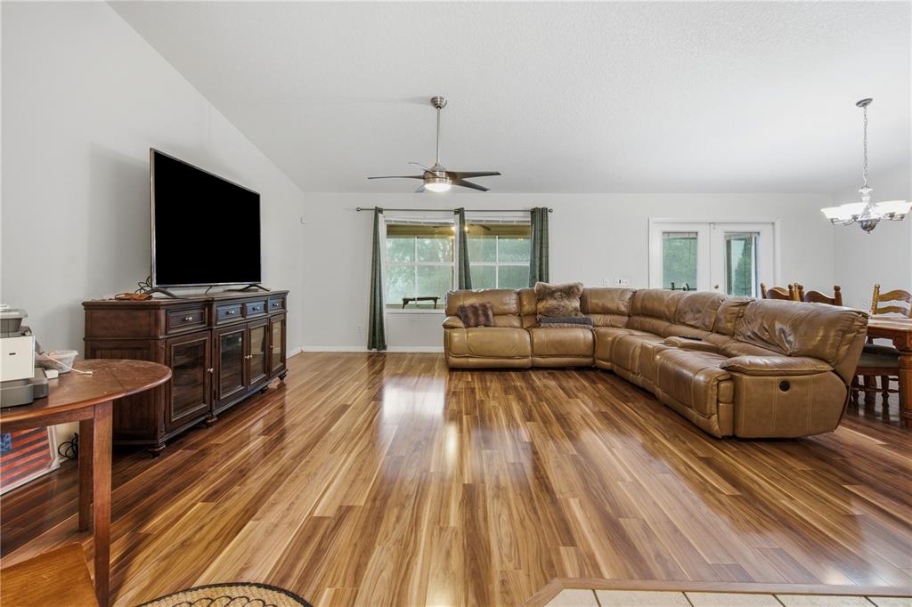 16723 Southeast 173rd Terrace Road Weirsdale, FL 32195 - Photo 3 of 43