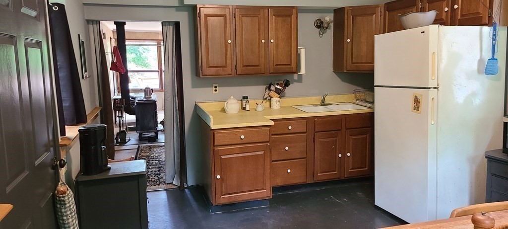96 Aberdeen Road Goshen, MA 01096 - Photo 8 of 16