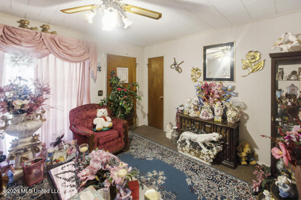 209 Holden Road McComb, MS 39648 - Photo 4 of 15 IMG_1079