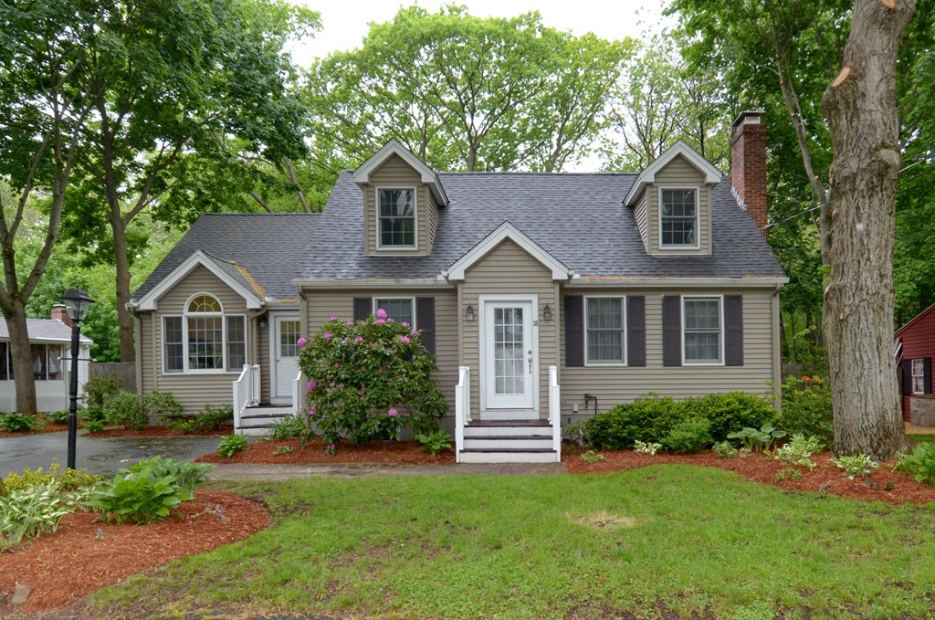 35 Tennyson Road Reading, MA 01867 - Photo 1 of 21 Gallery Image 1