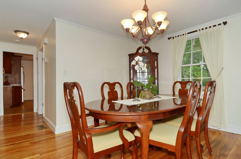 35 Tennyson Road Reading, MA 01867 - Photo 7 of 21 Gallery Image 7