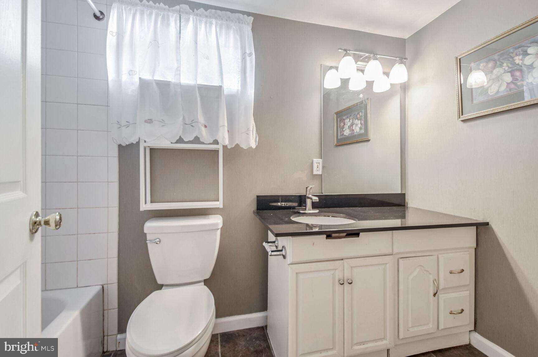 4806 Nantucket Road College Park, MD 20740 - Photo 11 of 21 Bathroom