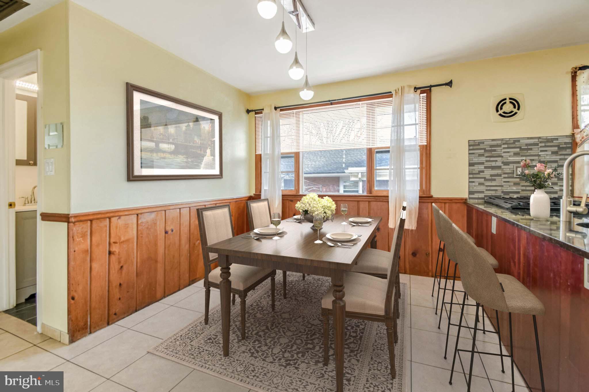 4806 Nantucket Road College Park, MD 20740 - Photo 6 of 21 Dining Room Virtual Staging
