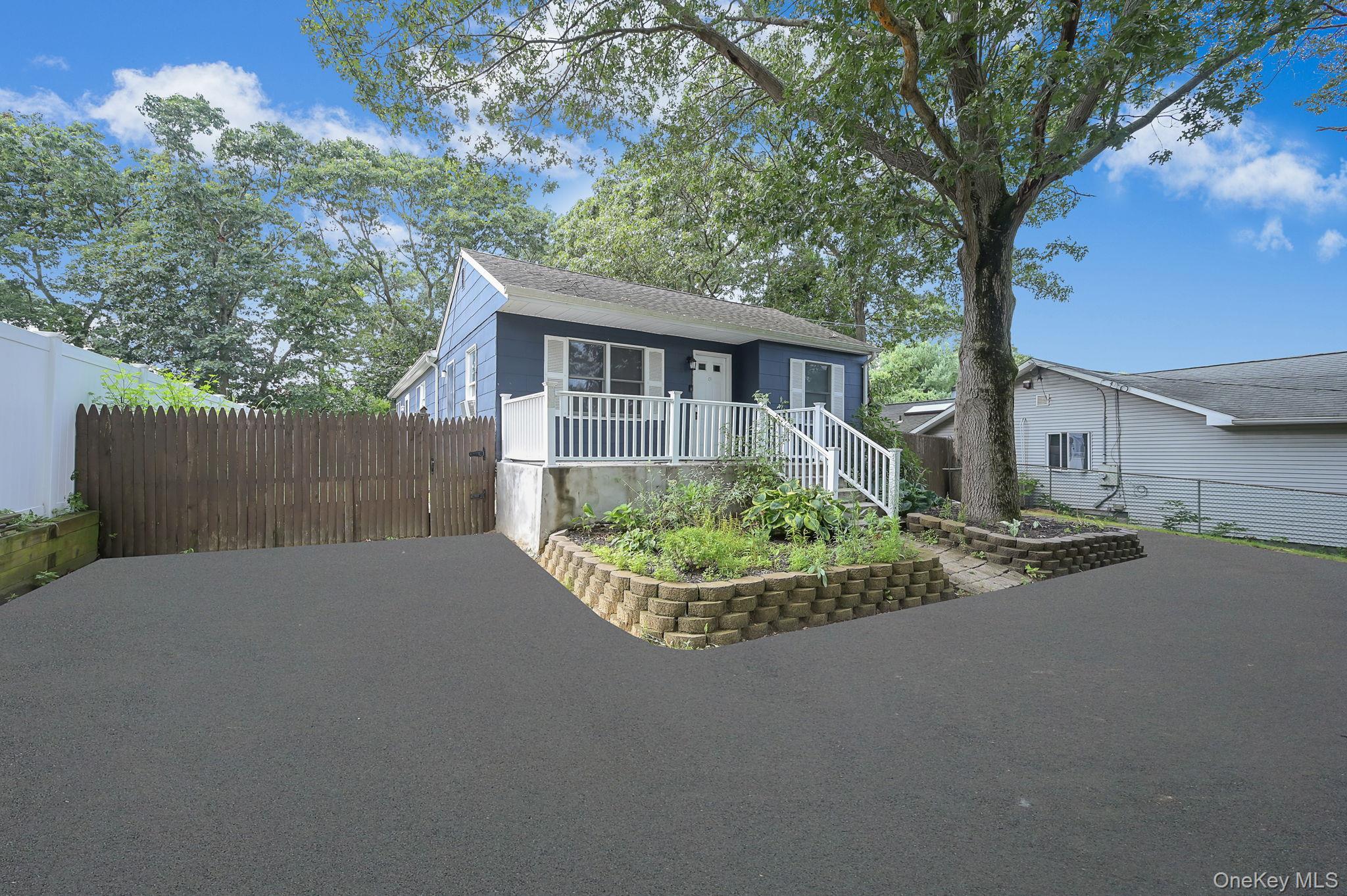 222 Blue Point Road Farmingville, NY 11738 - Photo 2 of 37