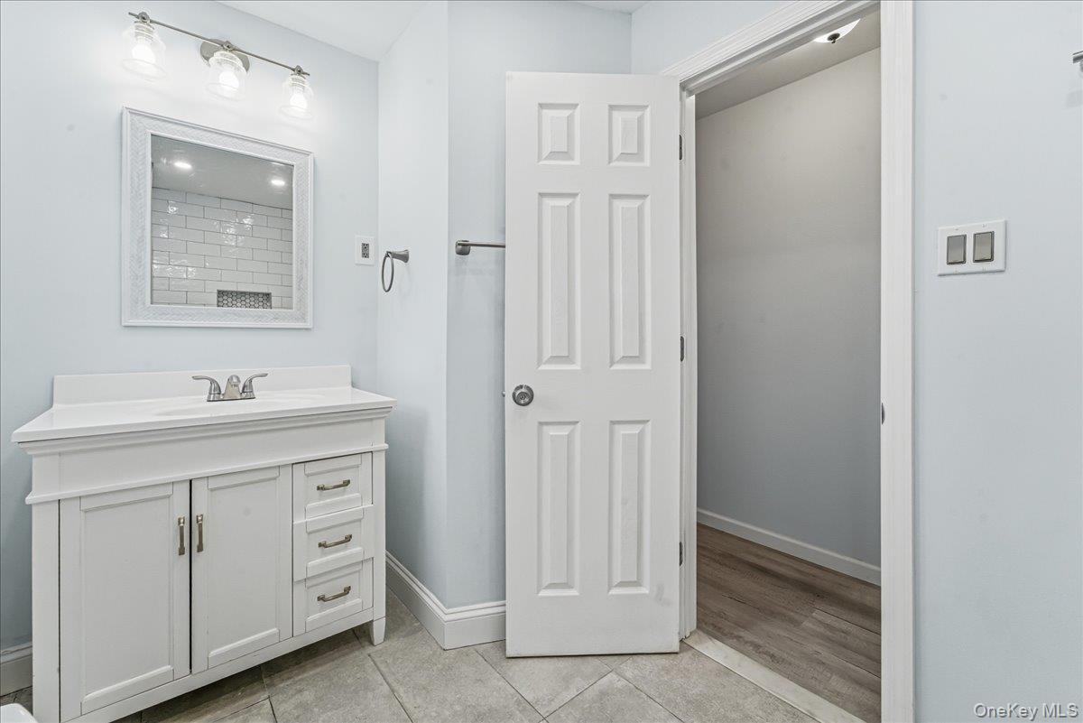 222 Blue Point Road Farmingville, NY 11738 - Photo 26 of 37