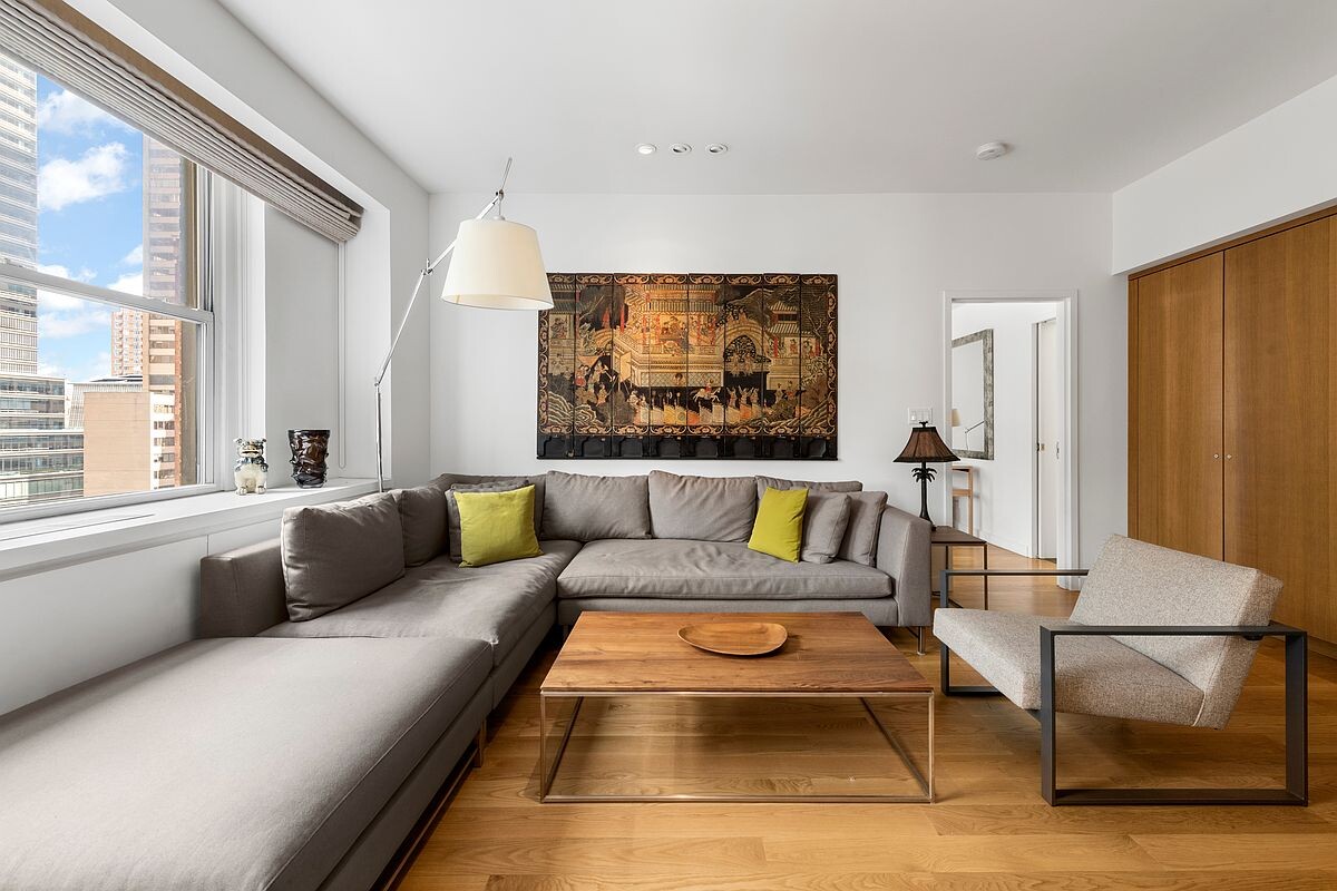 111 East 56th Street, Unit 1406 Manhattan, NY 10022 - Photo 2 of 9